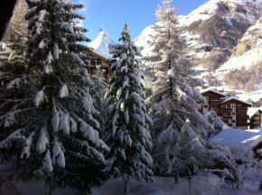 Отель Hausroc-Zermatt, Церматт